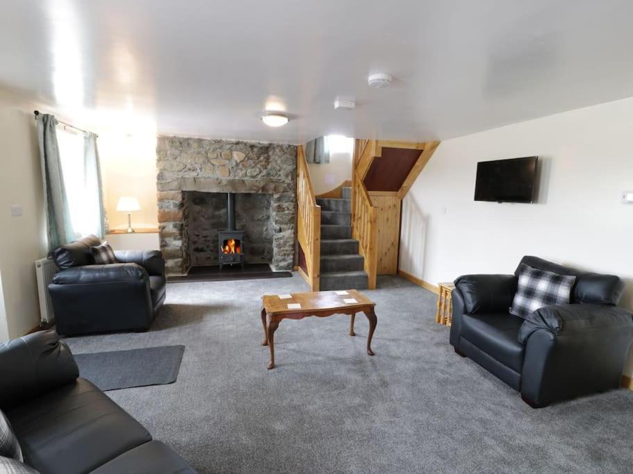 Ty Rhos, Farm Stay, Sleeps 4, Rhoshirwaun 2 Miles From アベルダロン エクステリア 写真